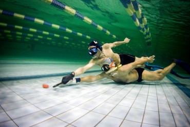 Underwater-Hockey-Play