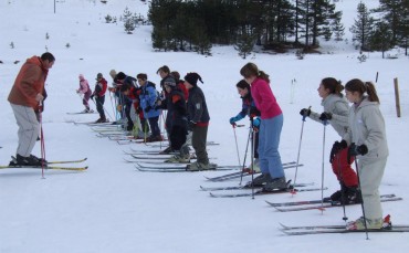 Sa nastave skijanja na zimskom rekreativnom kampu TRAS Divcibare